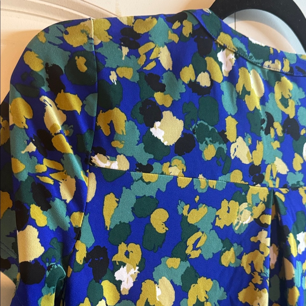 Anne Klein Blue and Yellow Floral Blouse - Picture 6 of 6
